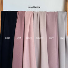 Load image into Gallery viewer, Flo in natural