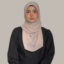 Load image into Gallery viewer, Allure in natural