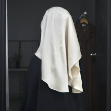 Load image into Gallery viewer, Mellow in anggrek