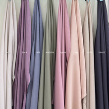 Load image into Gallery viewer, Wonder in cold
