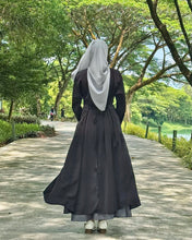 Load image into Gallery viewer, Ever dress in black
