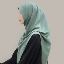 Load image into Gallery viewer, Moment in glad
